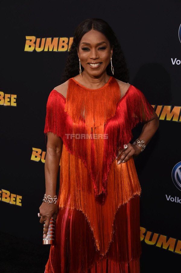 Transformers Bumblebee Global Premiere Images  (85 of 220)